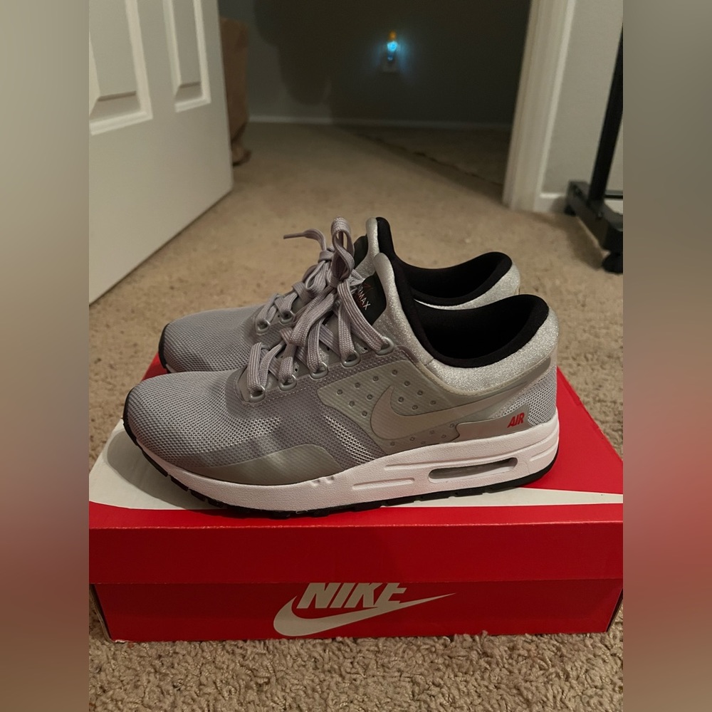 Nike Air Max Zero QS Grade School